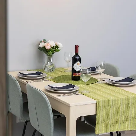 Ostoya Pucka With Parking By Renters Apartamento *