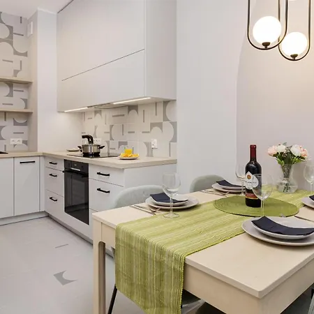 Ostoya Pucka With Parking By Renters Apartamento Puck